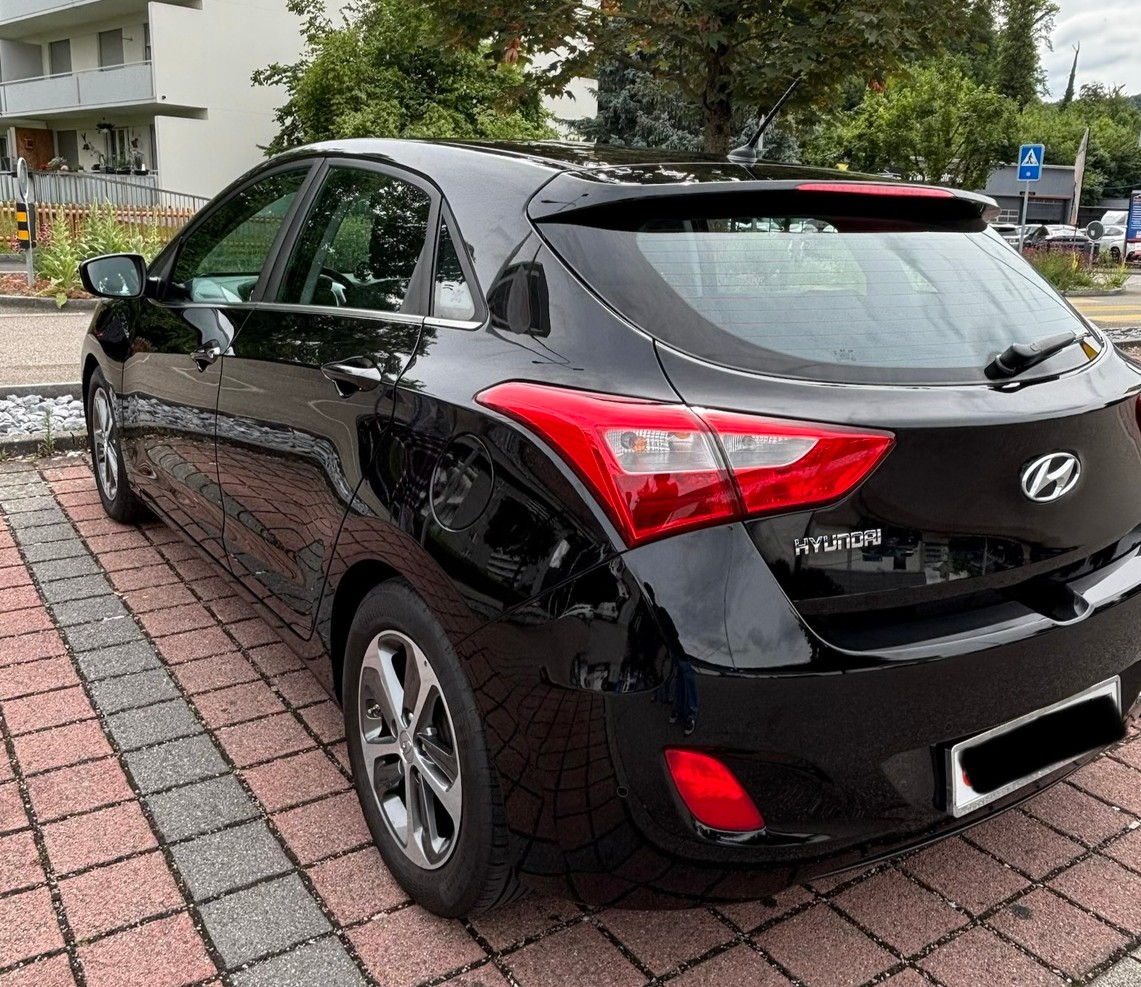 HYUNDAI 1.6 GDi Plena-image-3