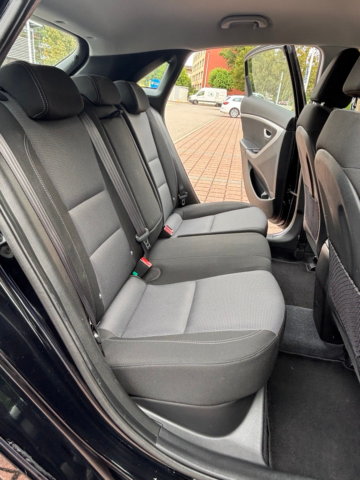 HYUNDAI 1.6 GDi Plena-image-5