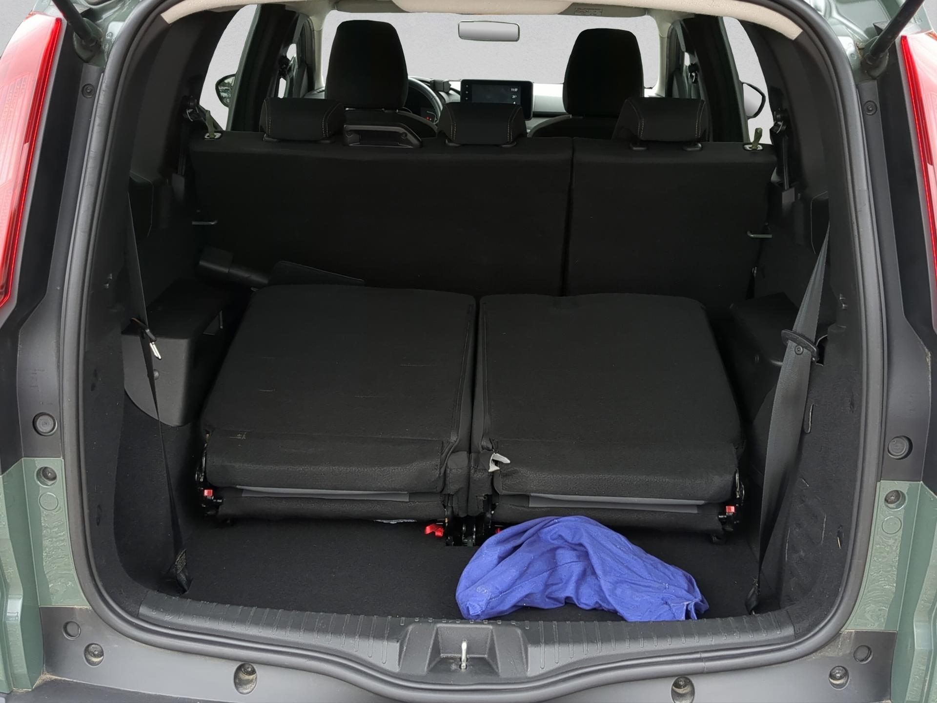 DACIA Jogger HEV 140 Extreme-image-14