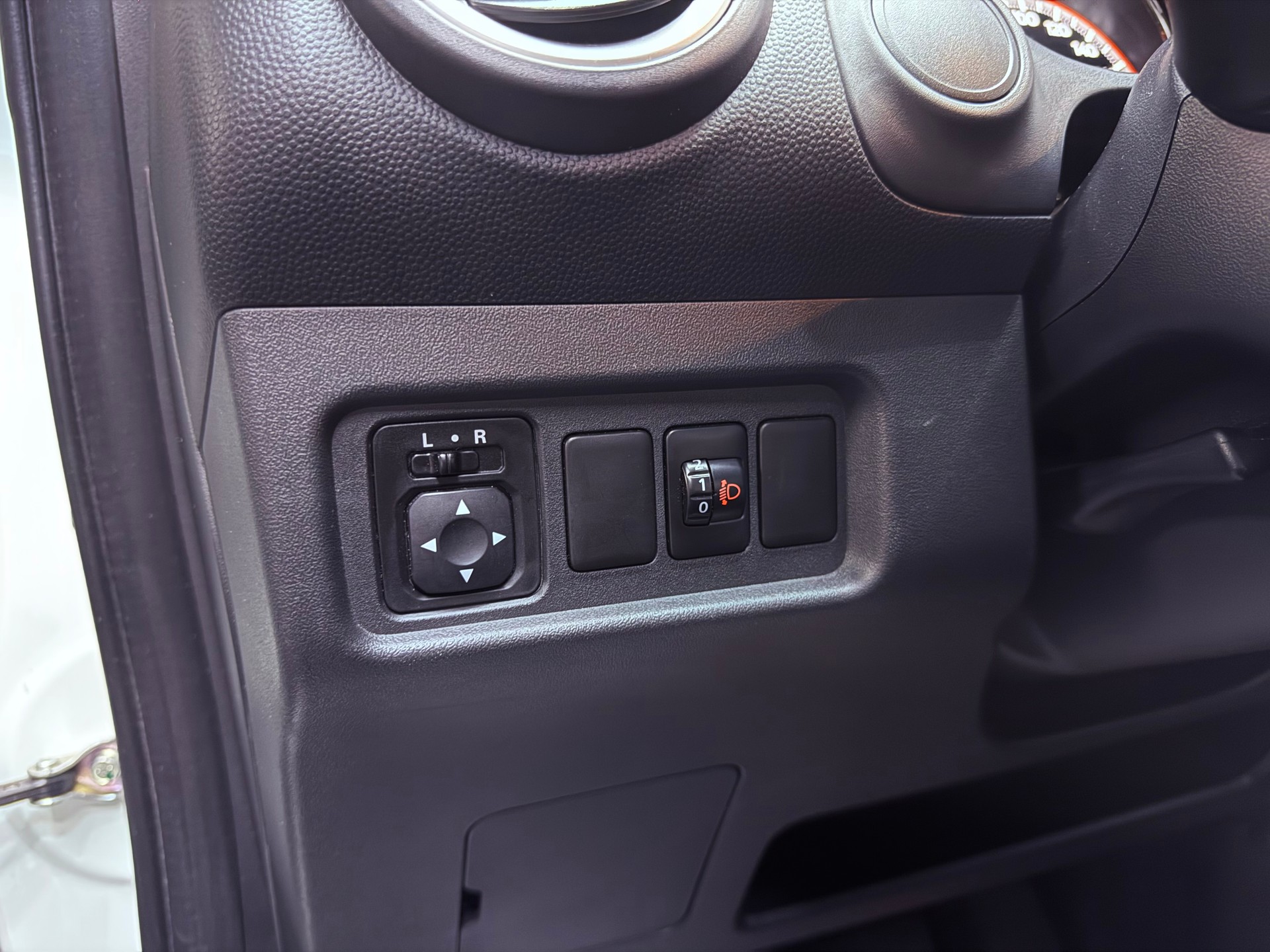 MITSUBISHI Space Star 1.2 CVT Pure-image-16