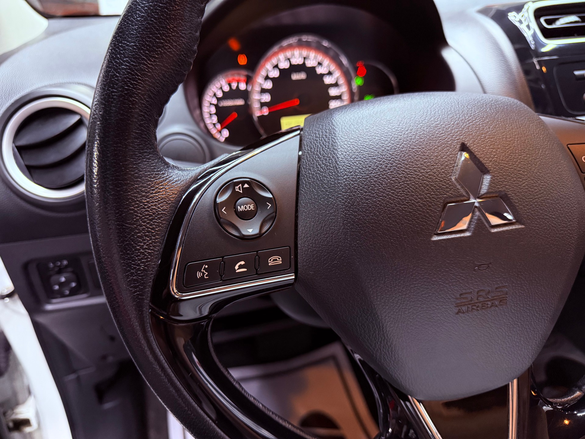 MITSUBISHI Space Star 1.2 CVT Pure-image-14