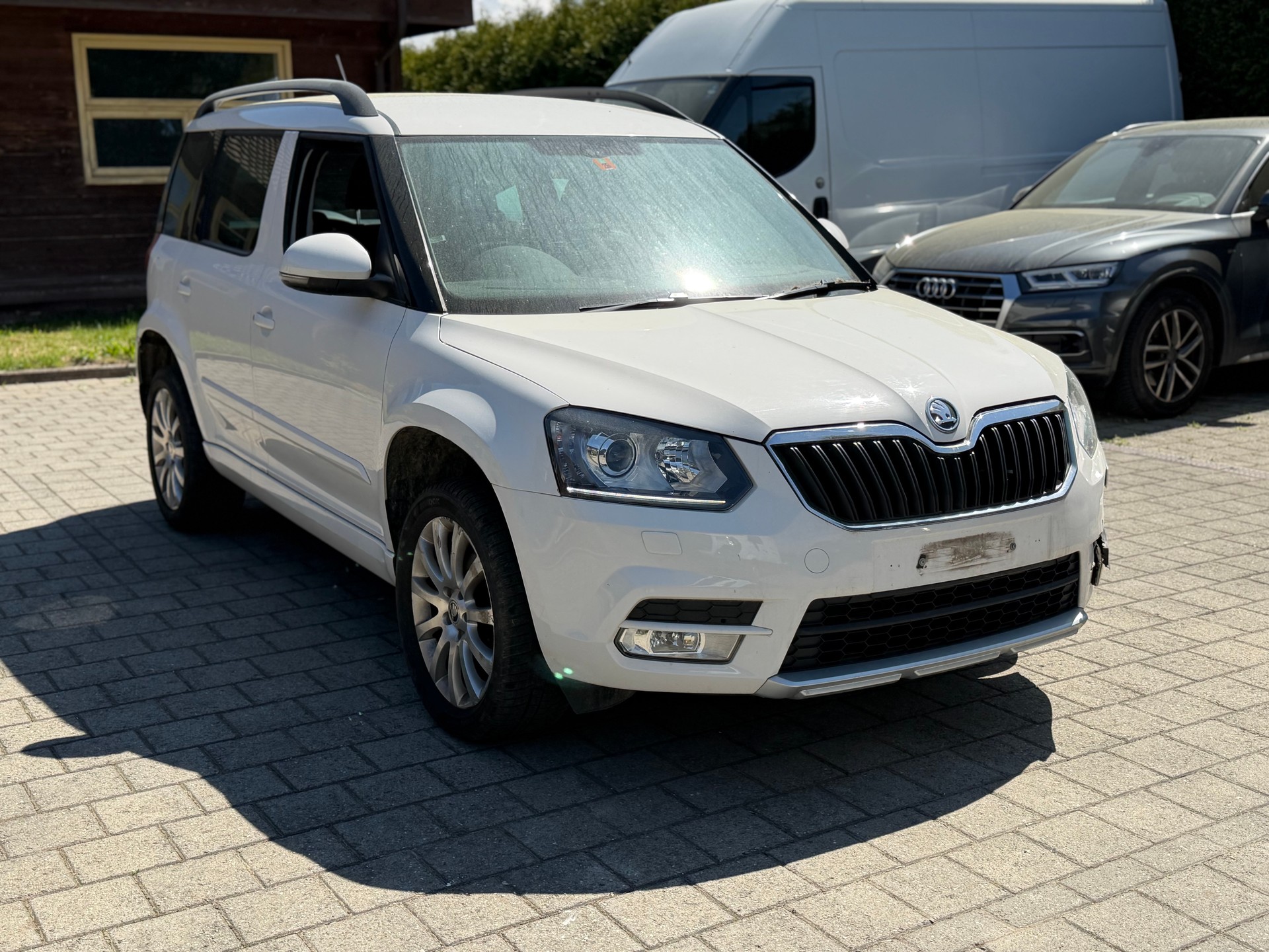 SKODA Yeti 1.2 TSI Active DSG-image-2