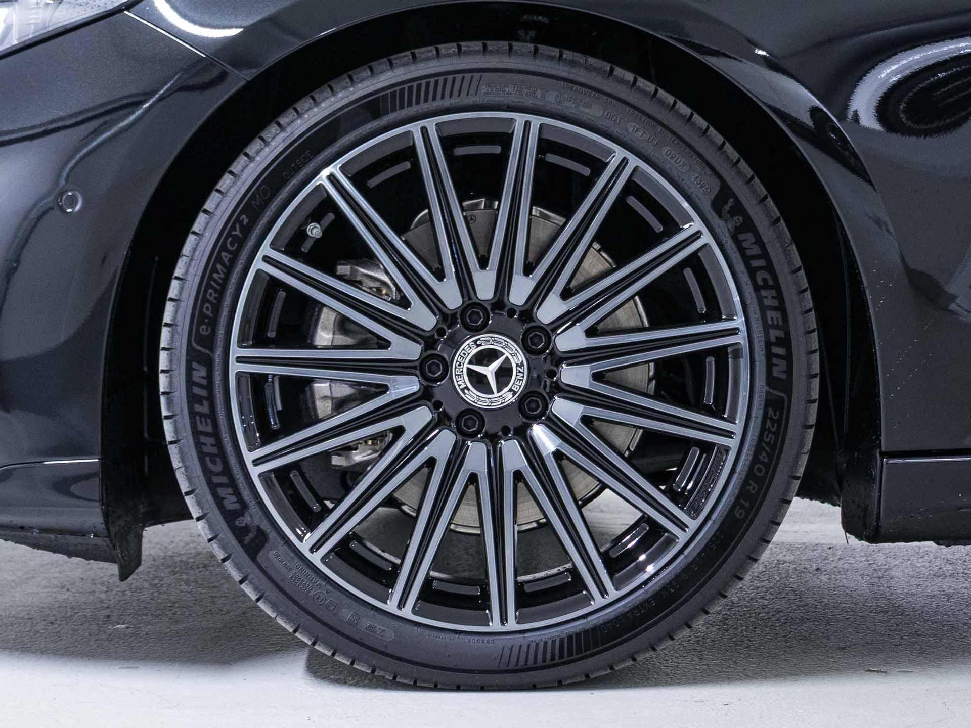 MERCEDES-BENZ CLA 220 4MATIC-image-14