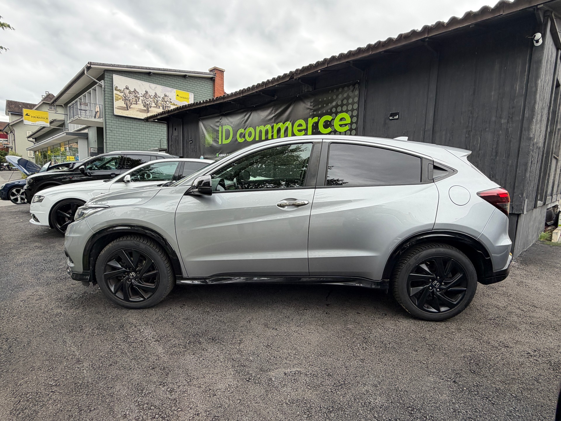 HONDA HR-V 1.5i-VTEC Turbo CVT-image-1