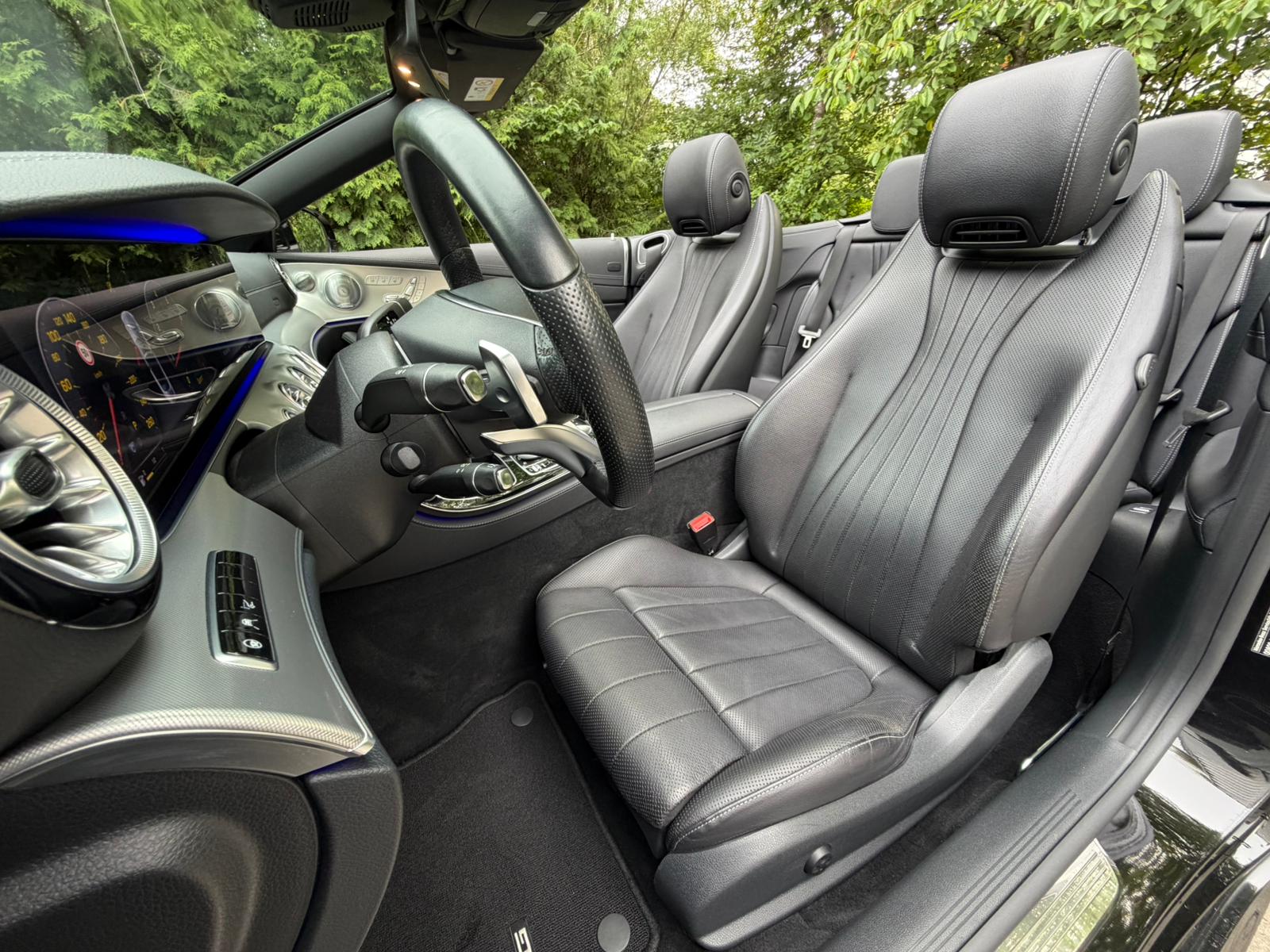 MERCEDES-BENZ E 200 Cabriolet AMG Line 9G-Tronic-image-17