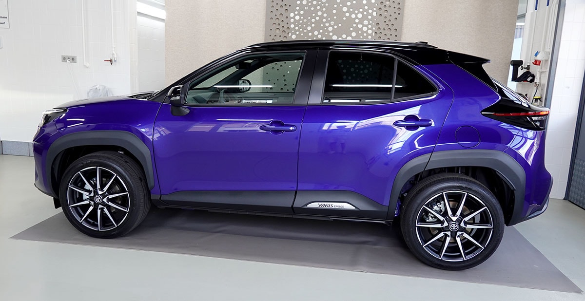 TOYOTA Yaris Cross 1.5 GR Sport e-CVT-image-1