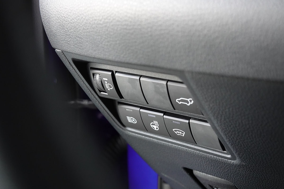 TOYOTA Yaris Cross 1.5 GR Sport e-CVT-image-15