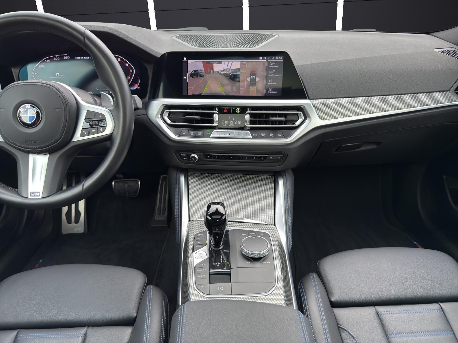 BMW M240i xDrive Coupé-image-16