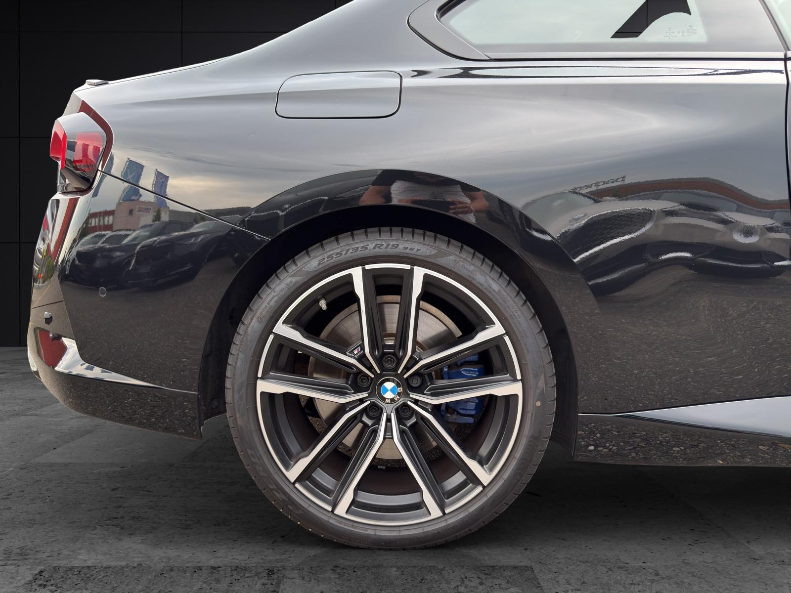BMW M240i xDrive Coupé-image-8