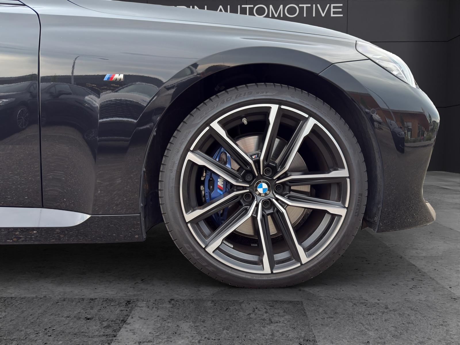 BMW M240i xDrive Coupé-image-9