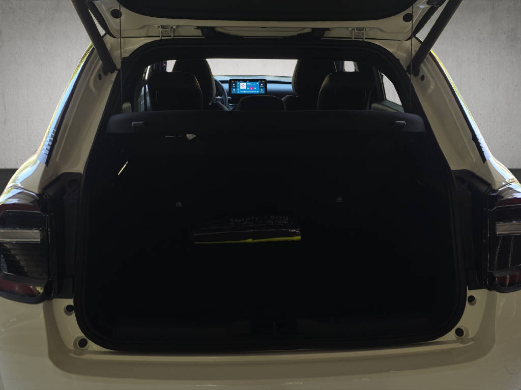 FIAT 600 1.2 Hybrid 145 Sport-image-12