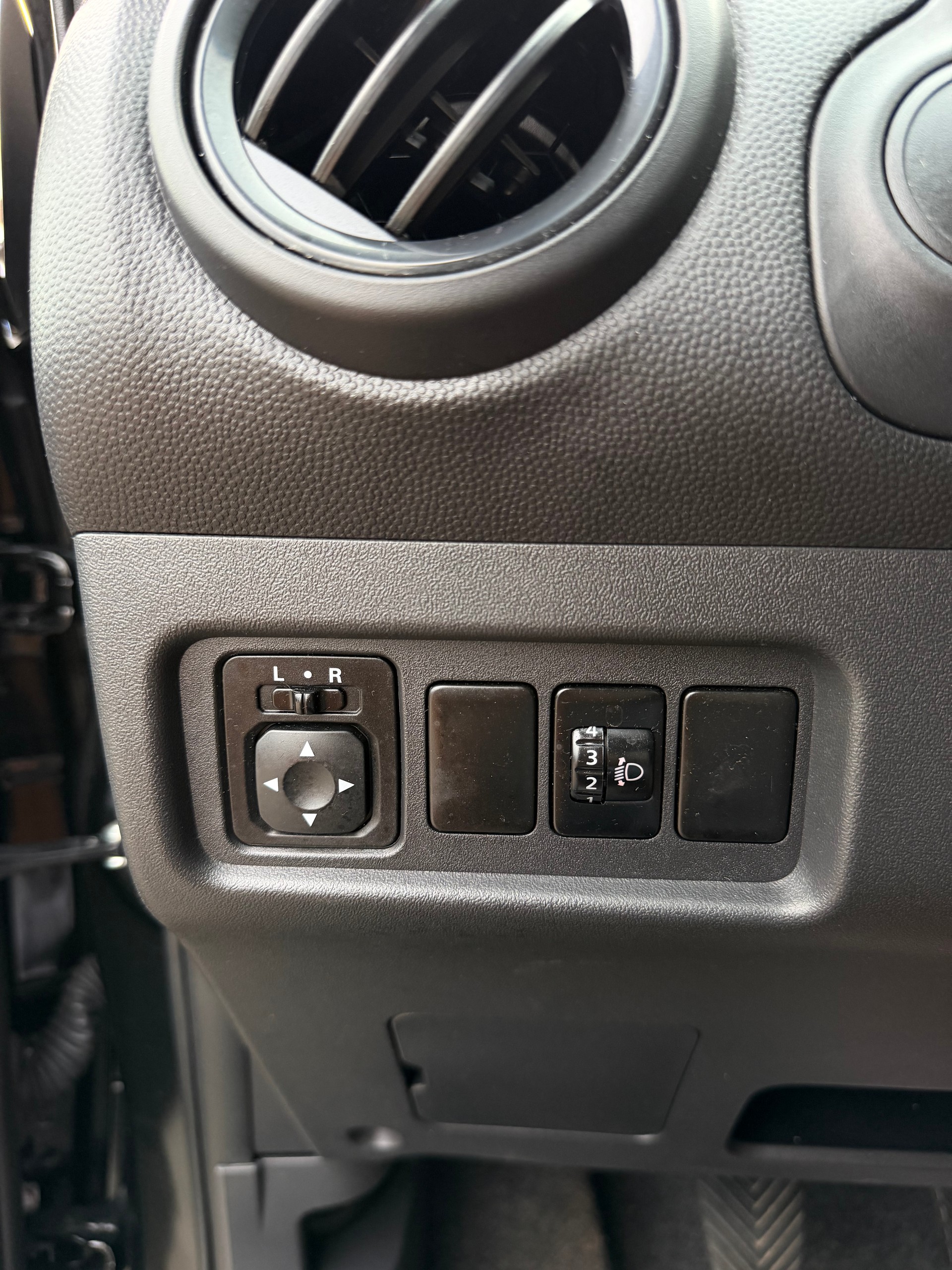 MITSUBISHI Space Star 1.0 Pure-image-14