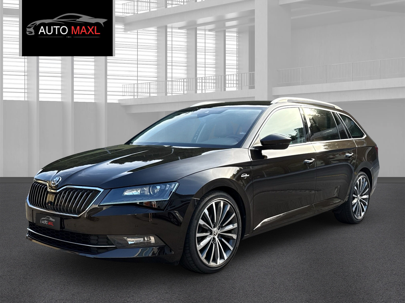 SKODA Superb Combi 2.0 TDi L&K 4x4 DSG-image-1