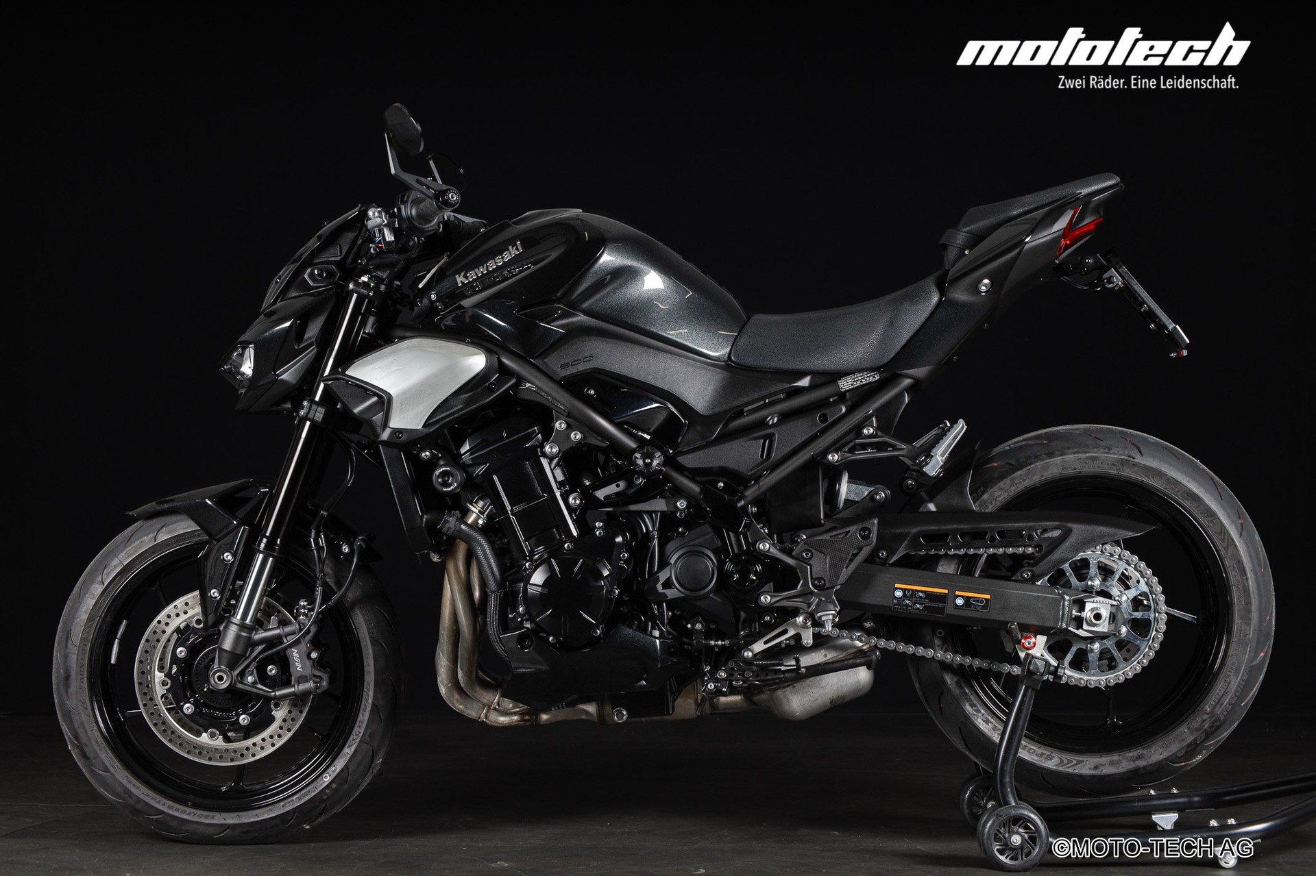 KAWASAKI Z 900 (35kW)-image-4