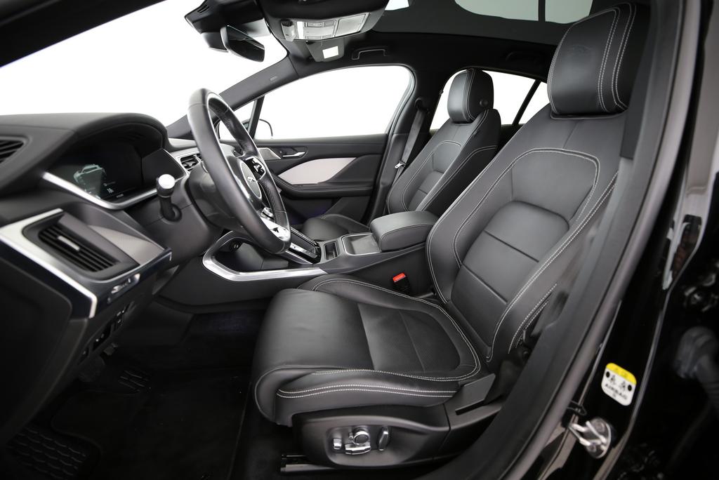 JAGUAR I-Pace EV400 HSE AWD-image-2