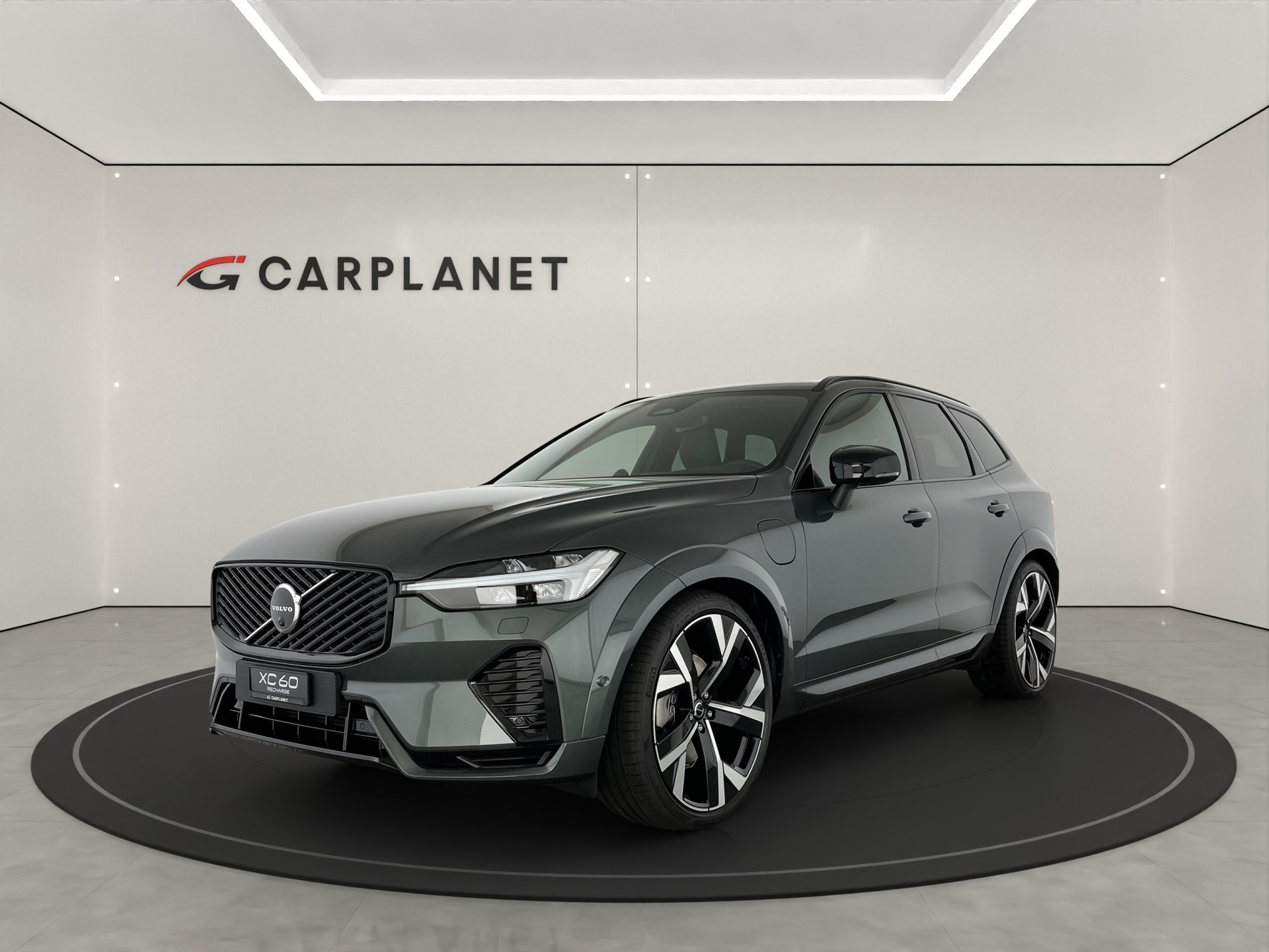 VOLVO XC60 2.0 T8 TE Ultra Dark eAWD-image-0