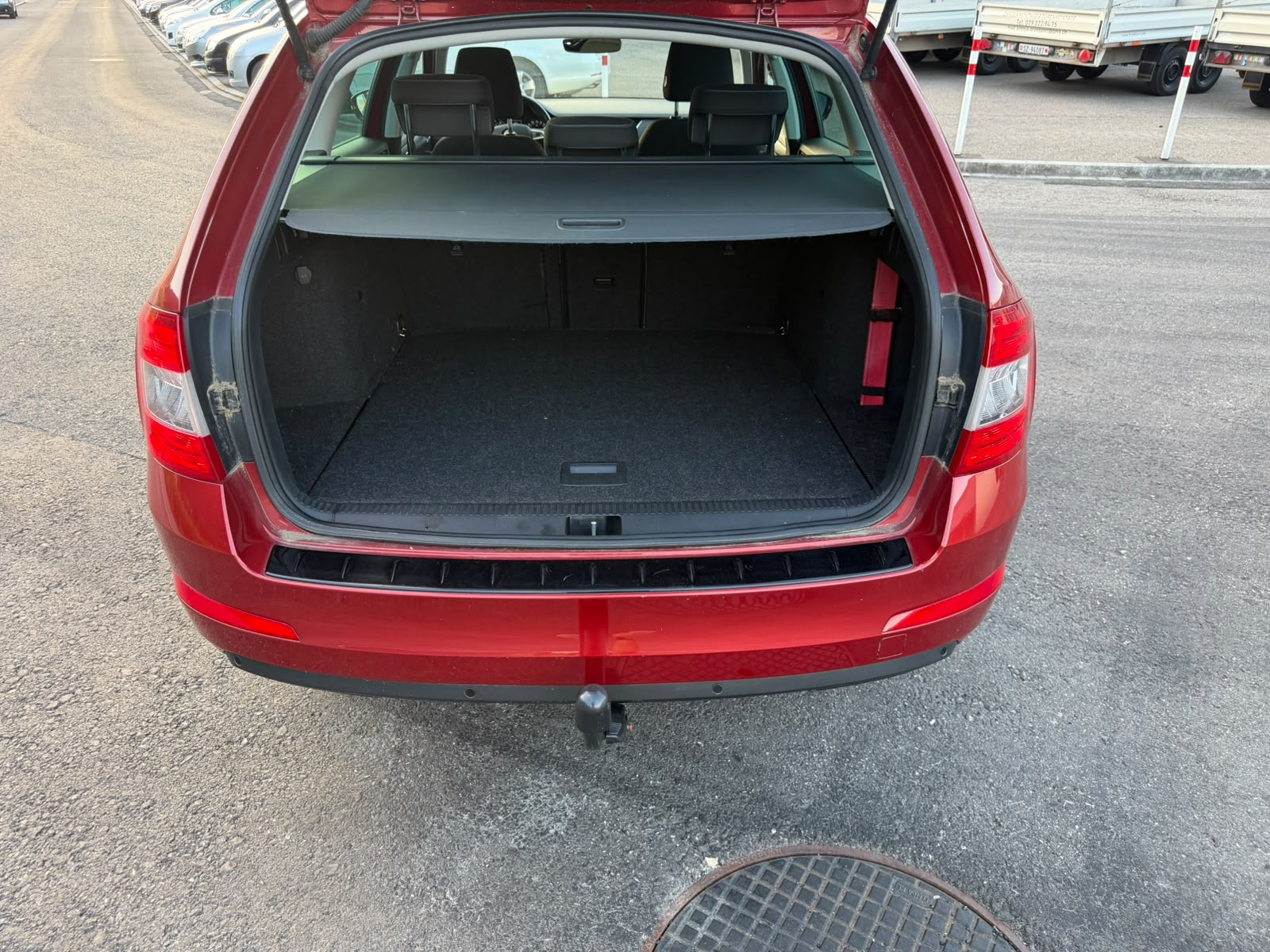 SKODA Octavia Combi 1.8 TSI Ambition 4x4 DSG-image-8