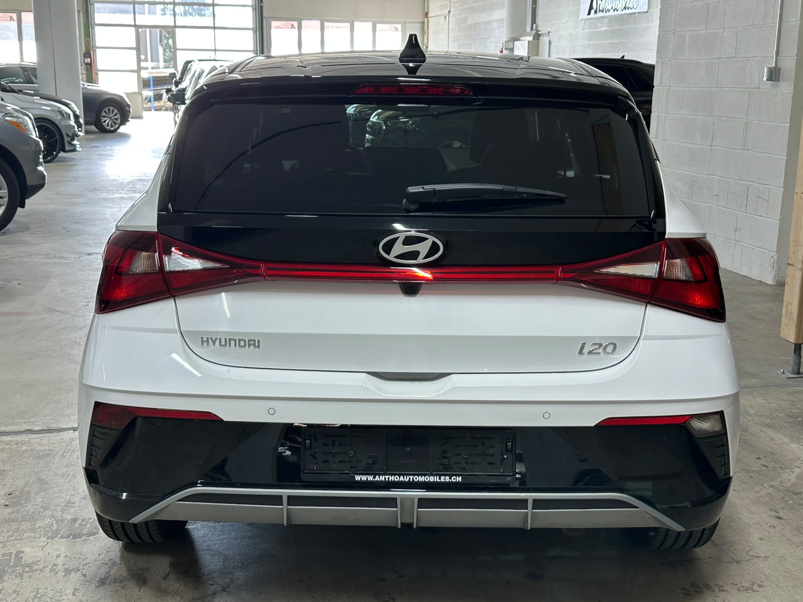 HYUNDAI i20 1.0 T-GDi Amplia DCT-image-3