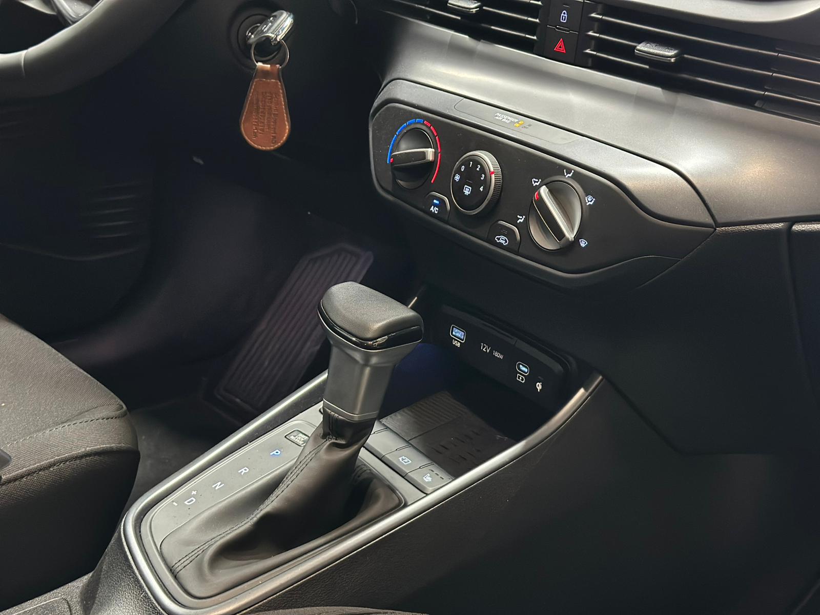HYUNDAI i20 1.0 T-GDi Amplia DCT-image-11