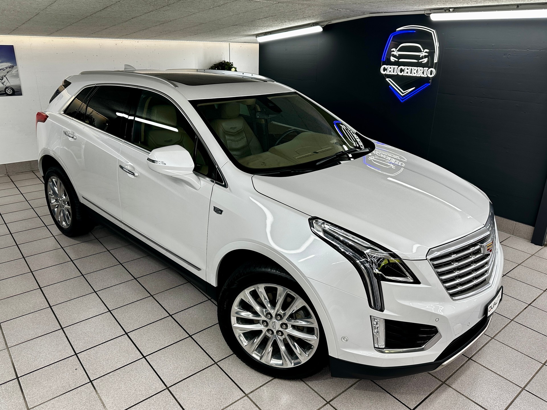CADILLAC XT5 Crossover 3.6 Platinum Automatic-image-1