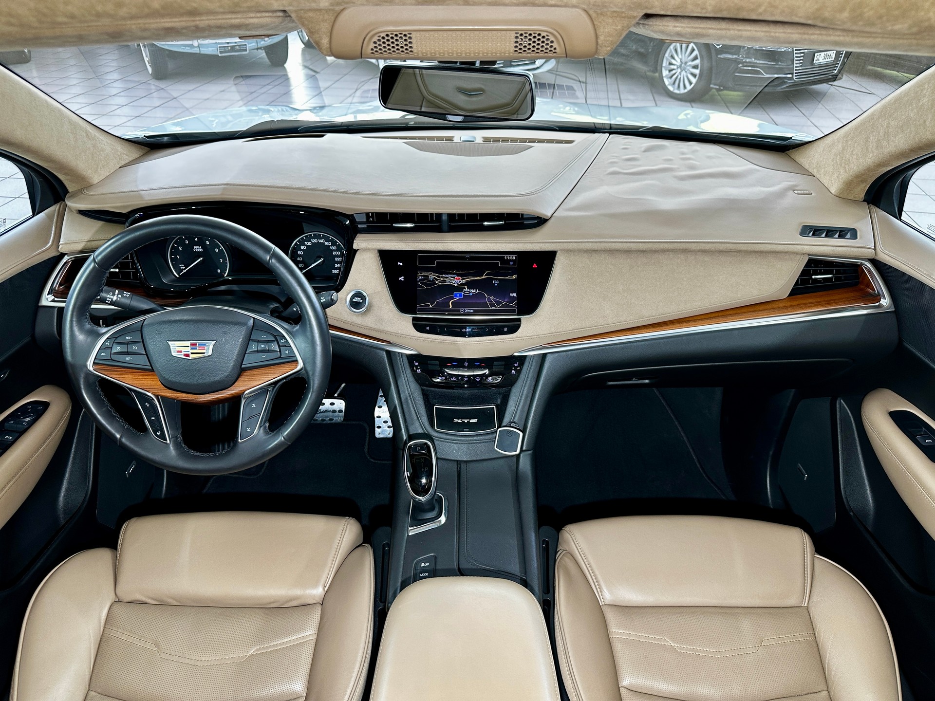 CADILLAC XT5 Crossover 3.6 Platinum Automatic-image-19