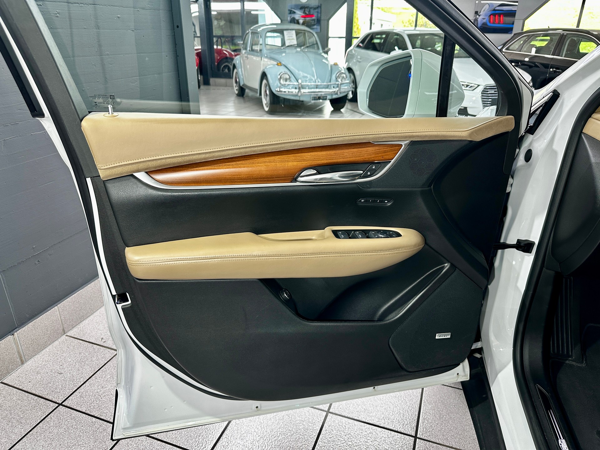 CADILLAC XT5 Crossover 3.6 Platinum Automatic-image-16