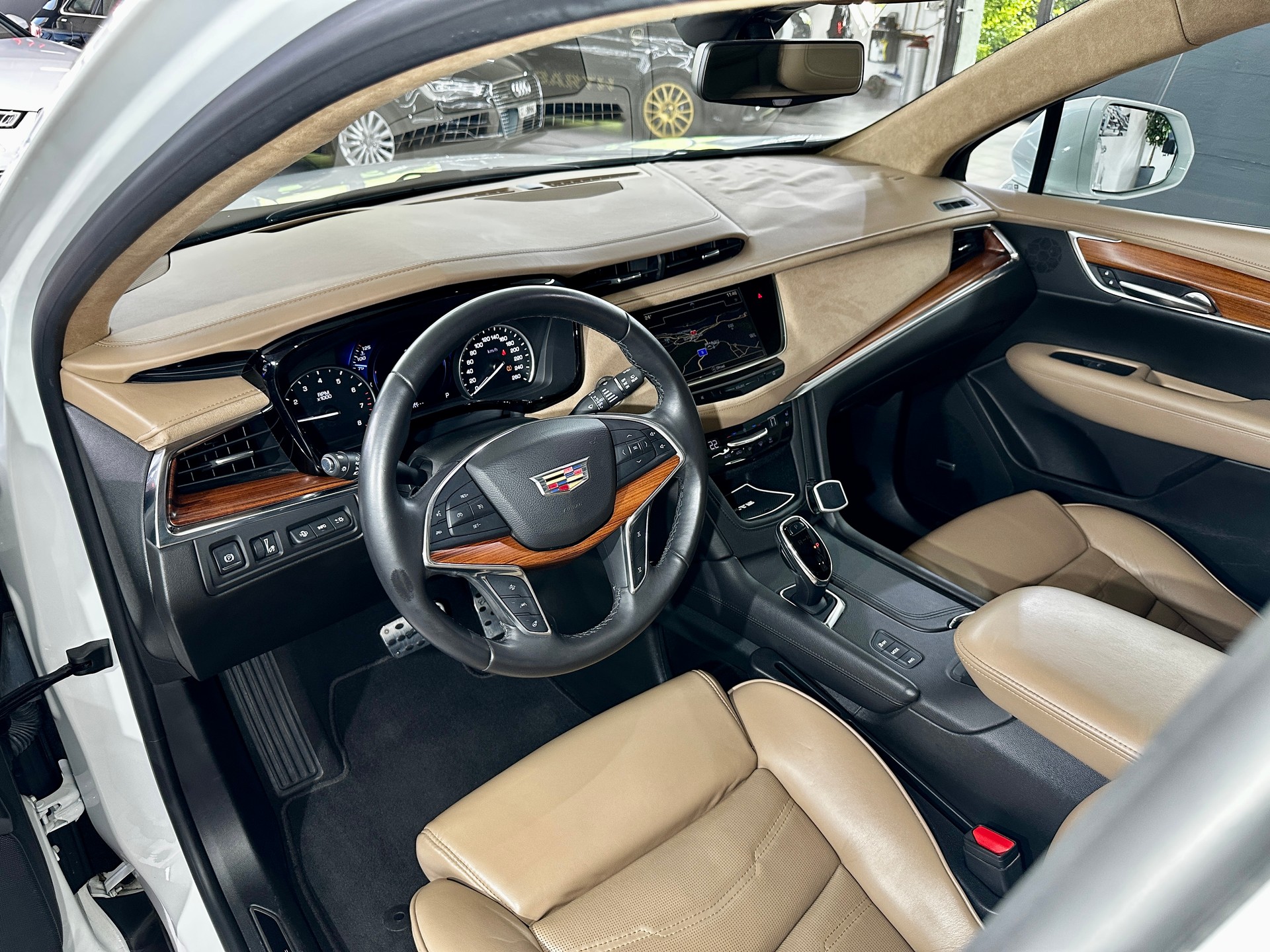 CADILLAC XT5 Crossover 3.6 Platinum Automatic-image-13