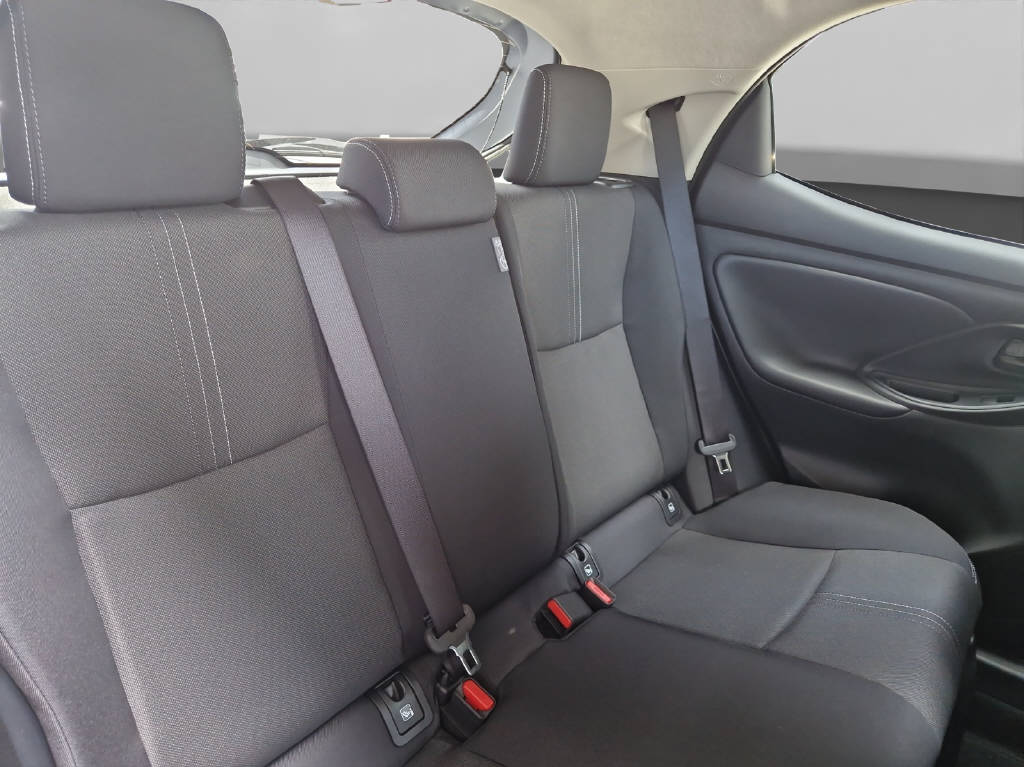 TOYOTA Yaris 1.5 VVT-i HSD Trend 47406/000-image-12