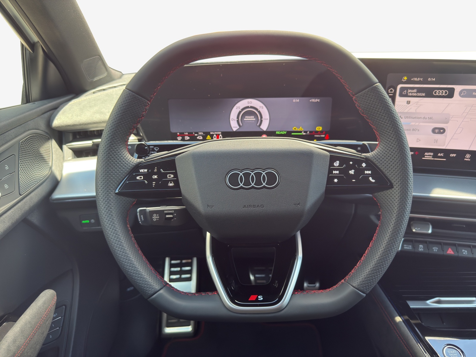 AUDI Q3 SUV e-hybrid 200 kW S tronig-image-12