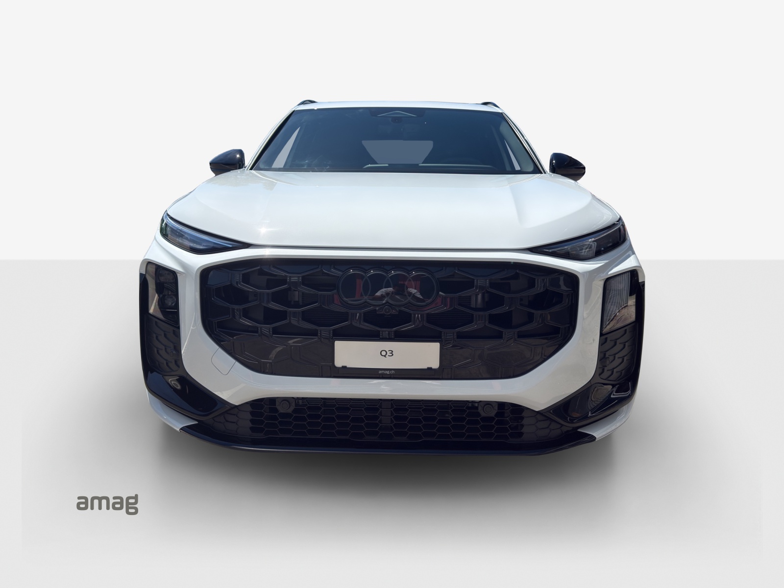 AUDI Q3 SUV e-hybrid 200 kW S tronig-image-8