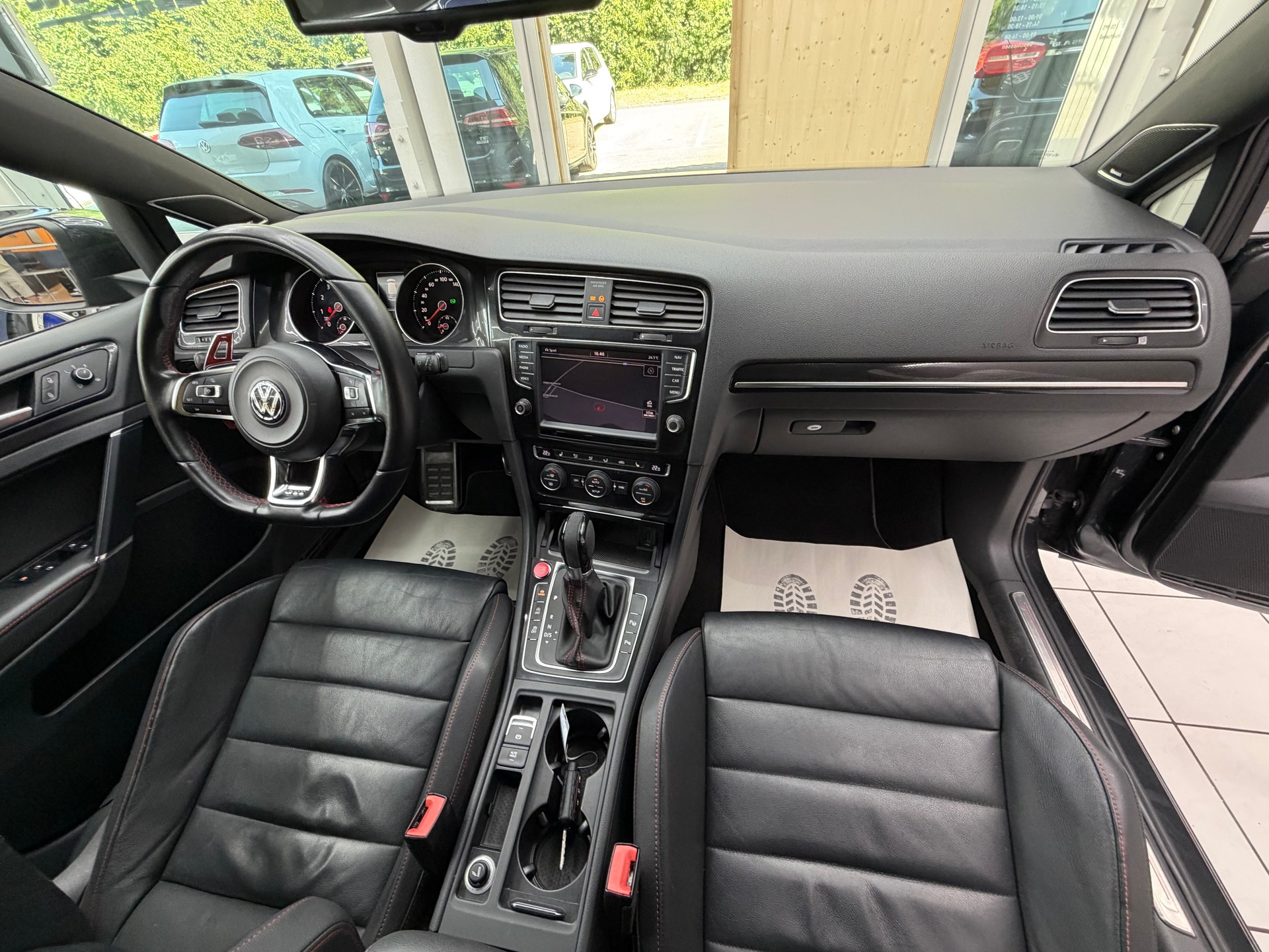 VW Golf VII 2.0 TSI GTI Performance DSG-image-15