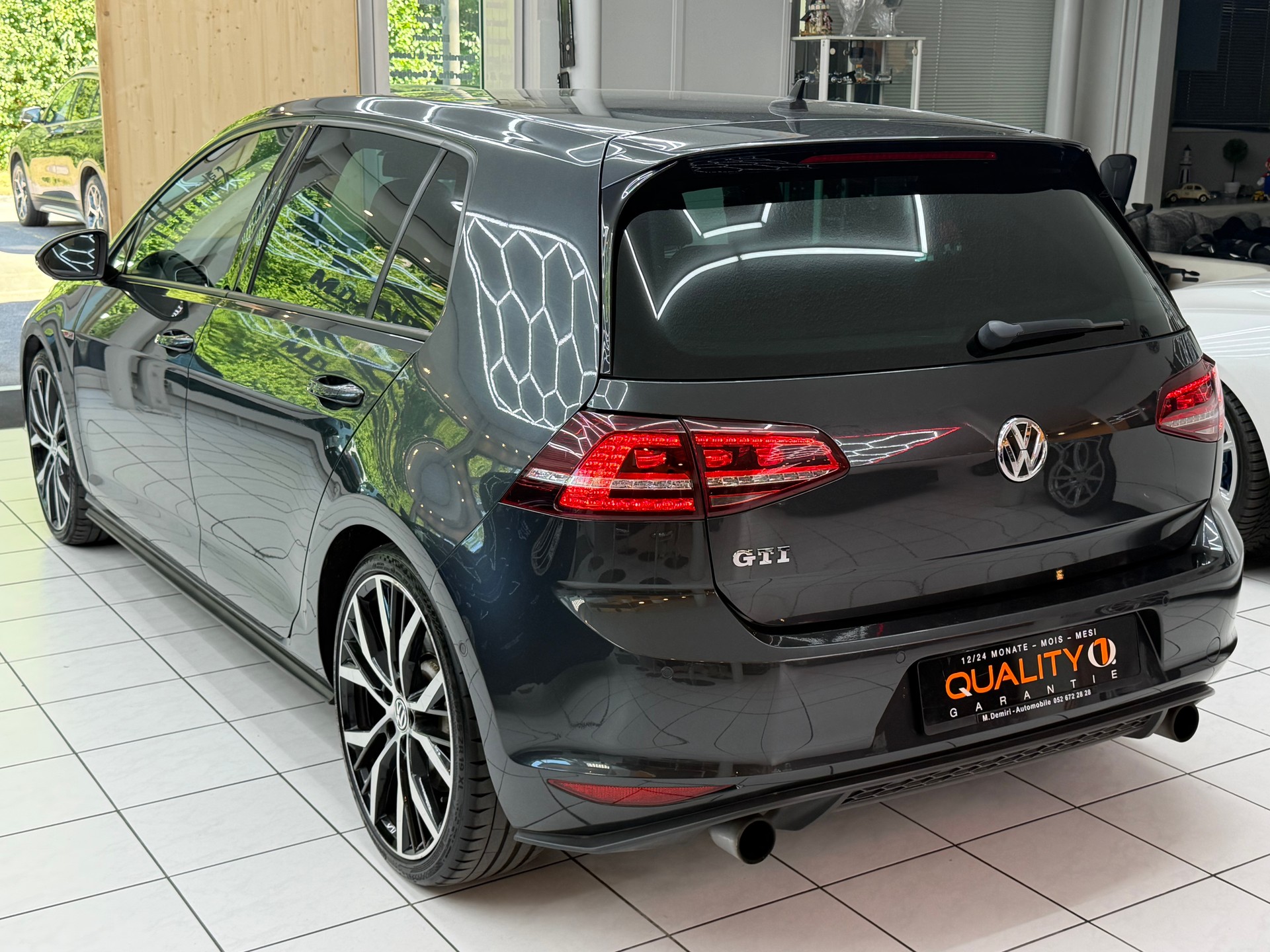 VW Golf VII 2.0 TSI GTI Performance DSG-image-7