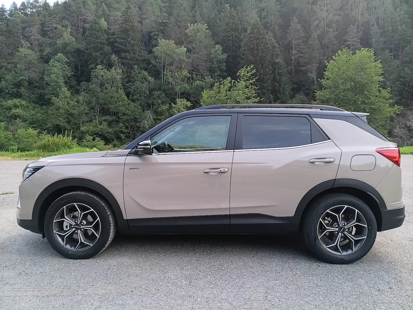 KGM-SsangYong Korando 1.5 T GDI Steel 4WD Automat-image-3