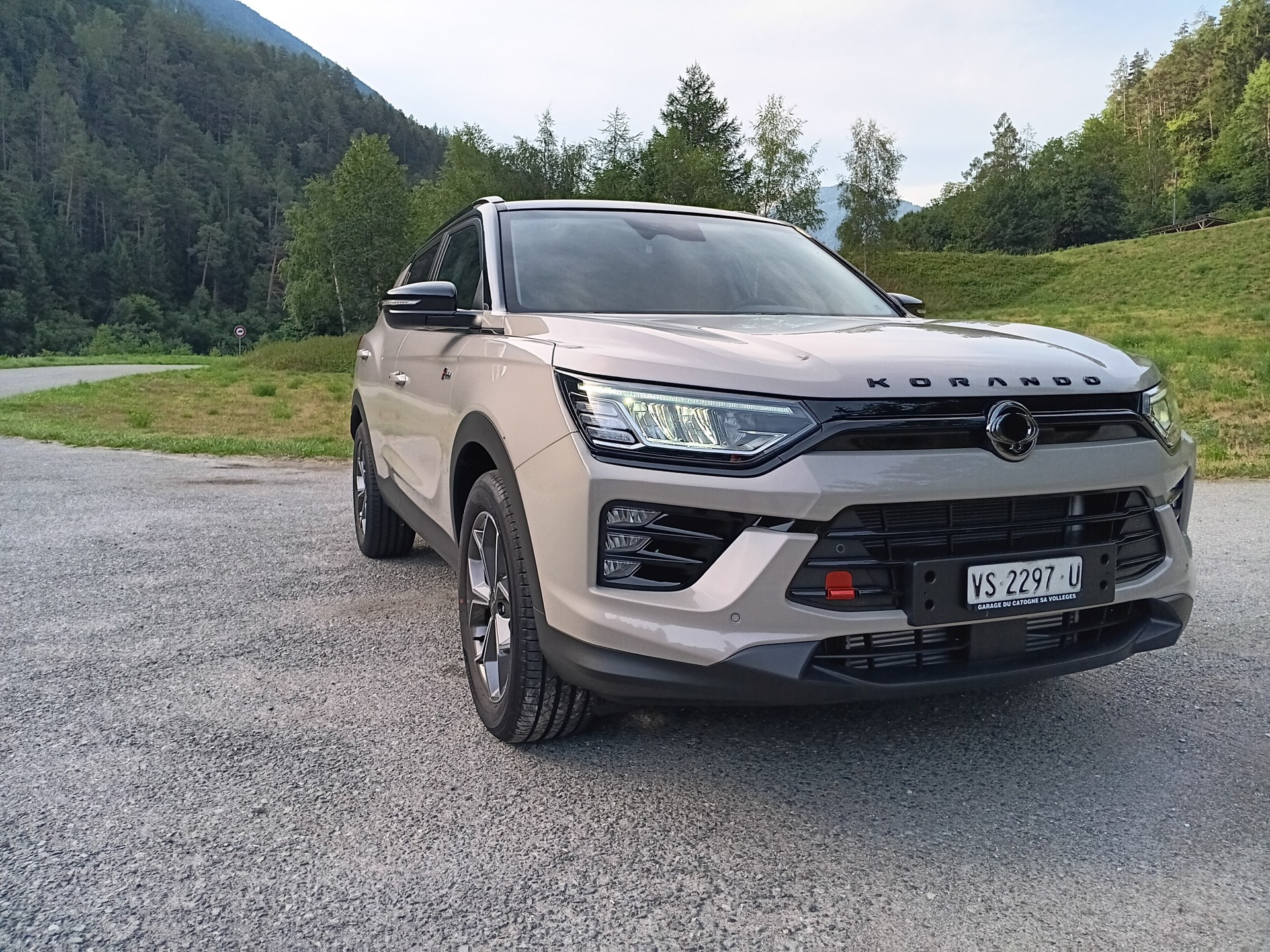 KGM-SsangYong Korando 1.5 T GDI Steel 4WD Automat-image-1