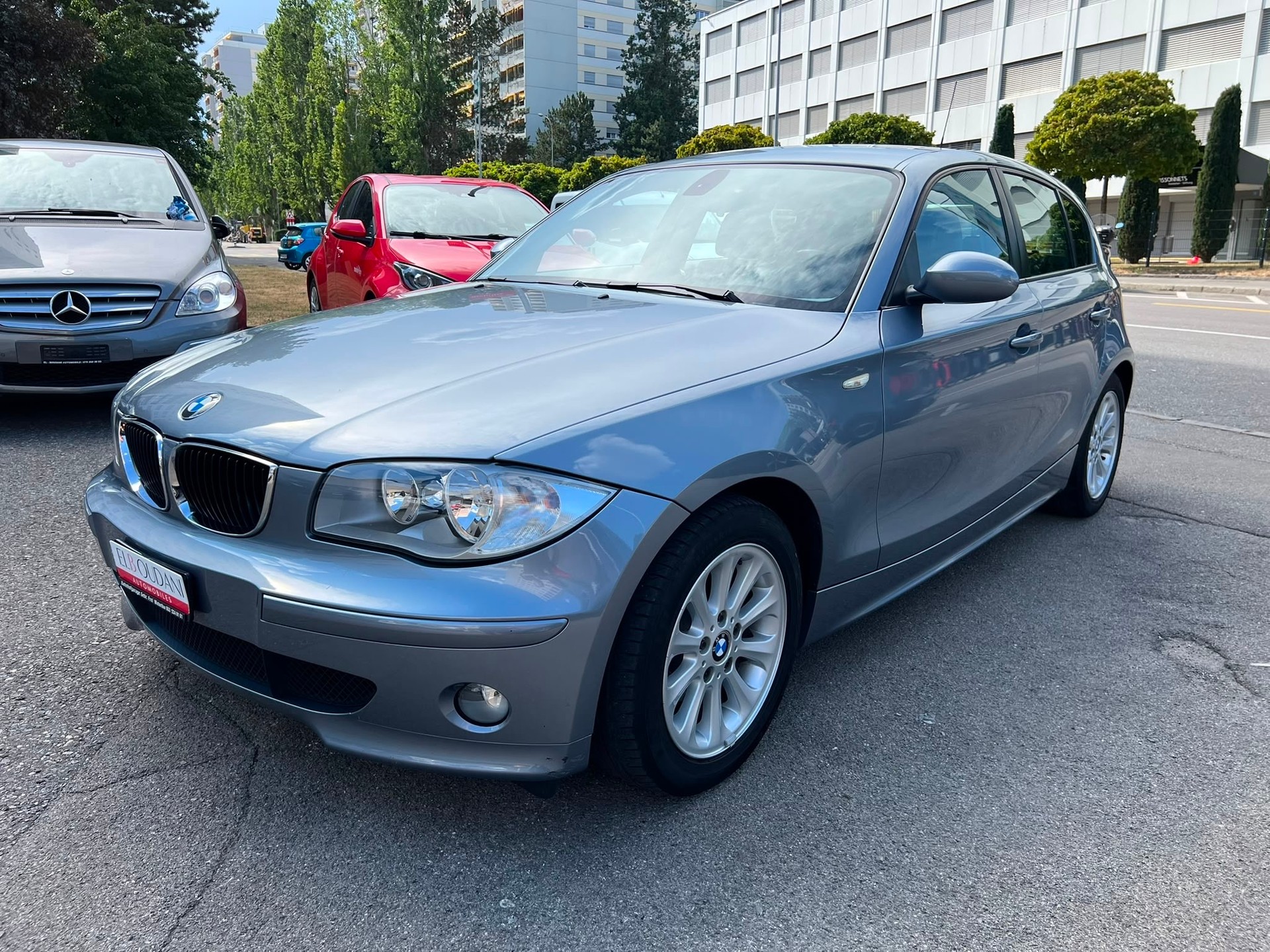 BMW 118d-image-0