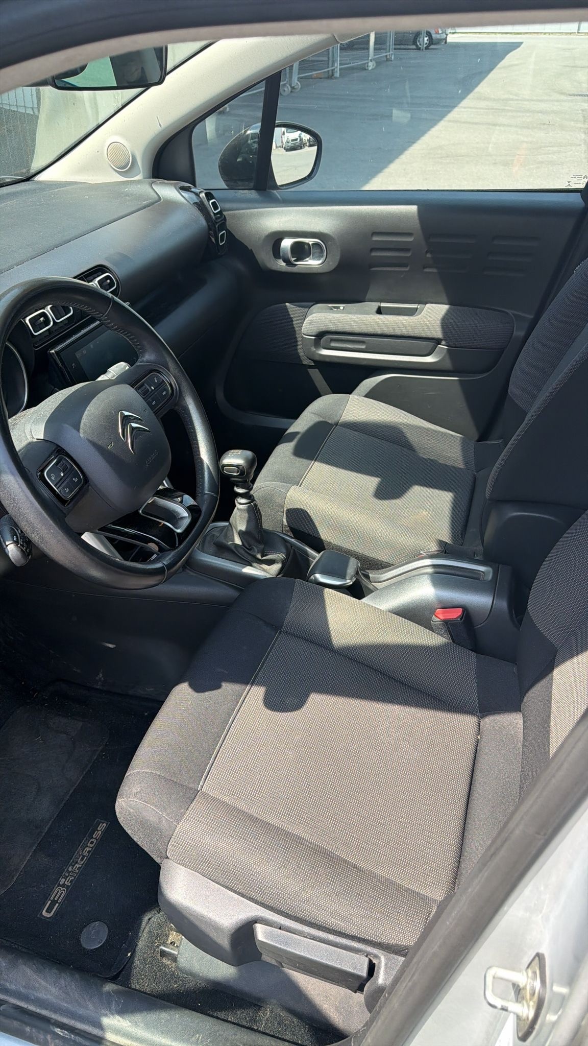 CITROEN C3 Aircross 1.2i PureTech Feel-image-8
