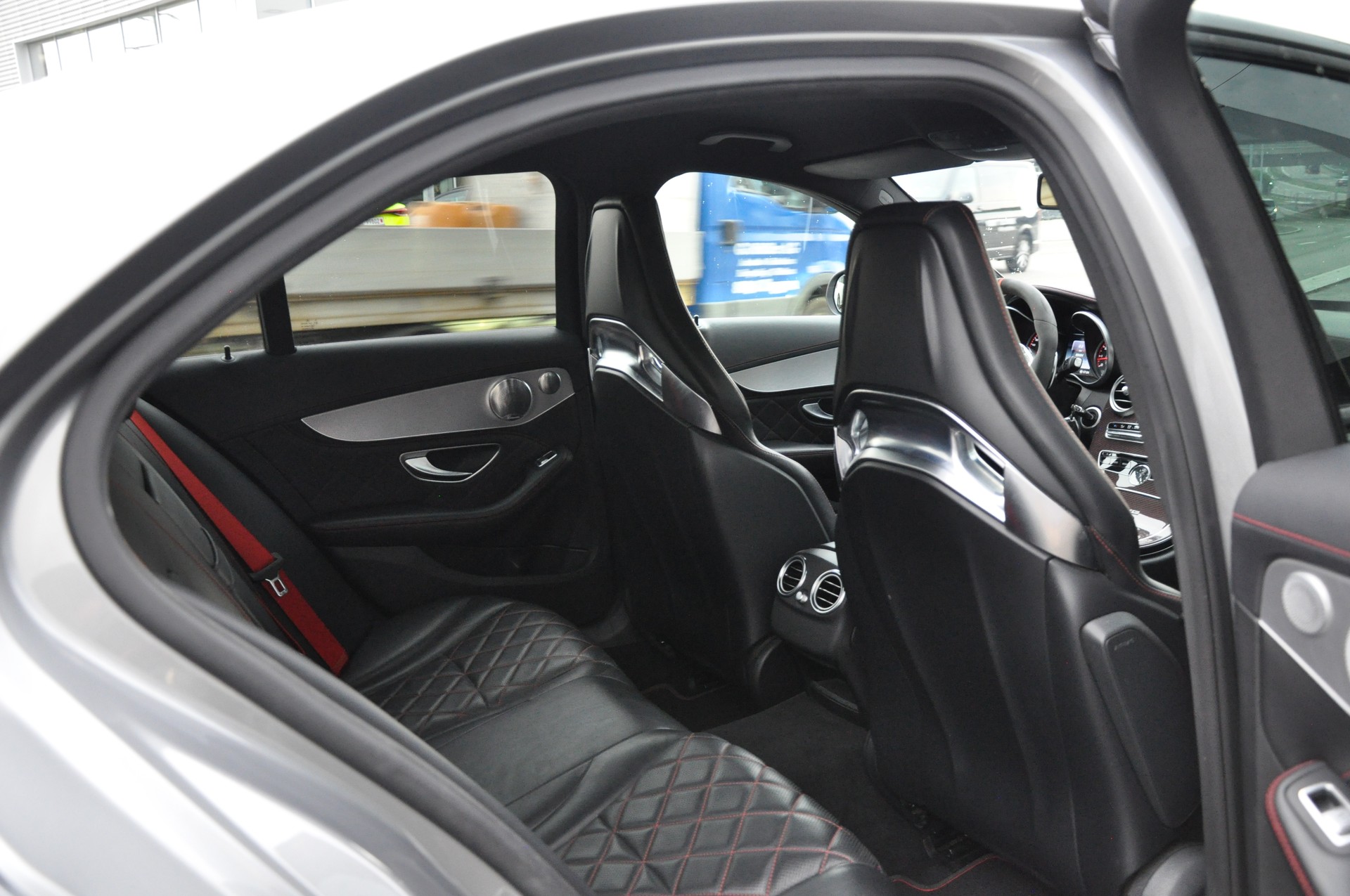 MERCEDES-BENZ C 63 S AMG Edition 1 Speedshift-image-19
