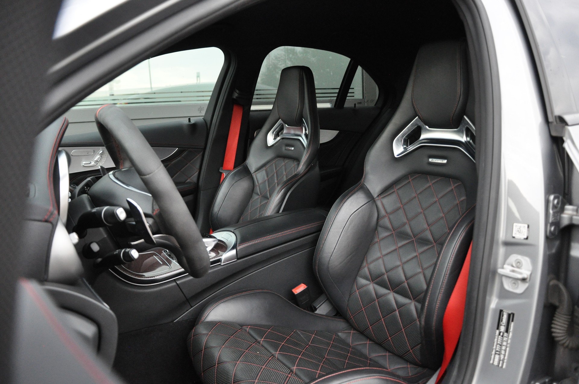 MERCEDES-BENZ C 63 S AMG Edition 1 Speedshift-image-16