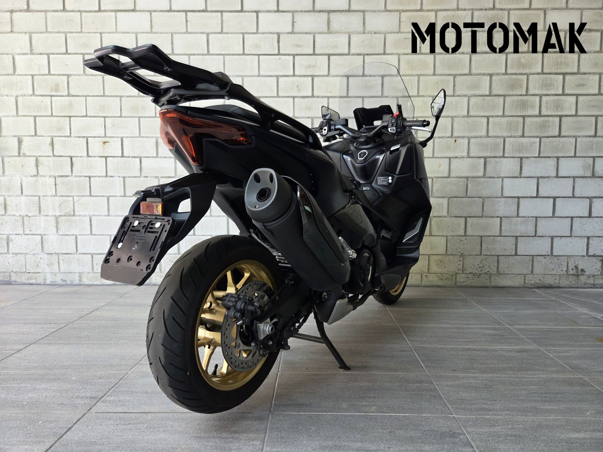 YAMAHA T-MAX Tech-Max XP 560-image-2