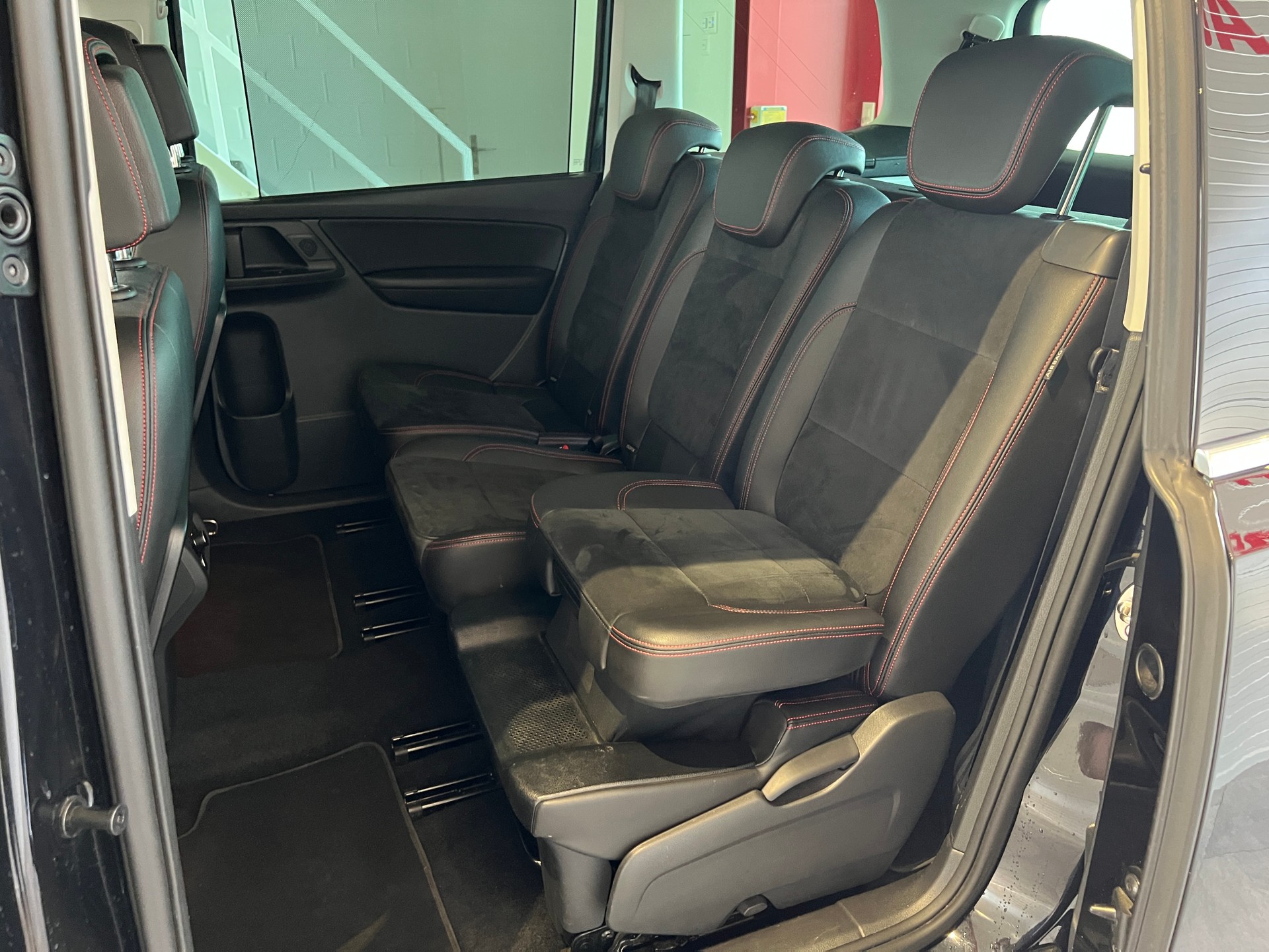 SEAT Alhambra 2.0 TSI FR Line DSG-image-14