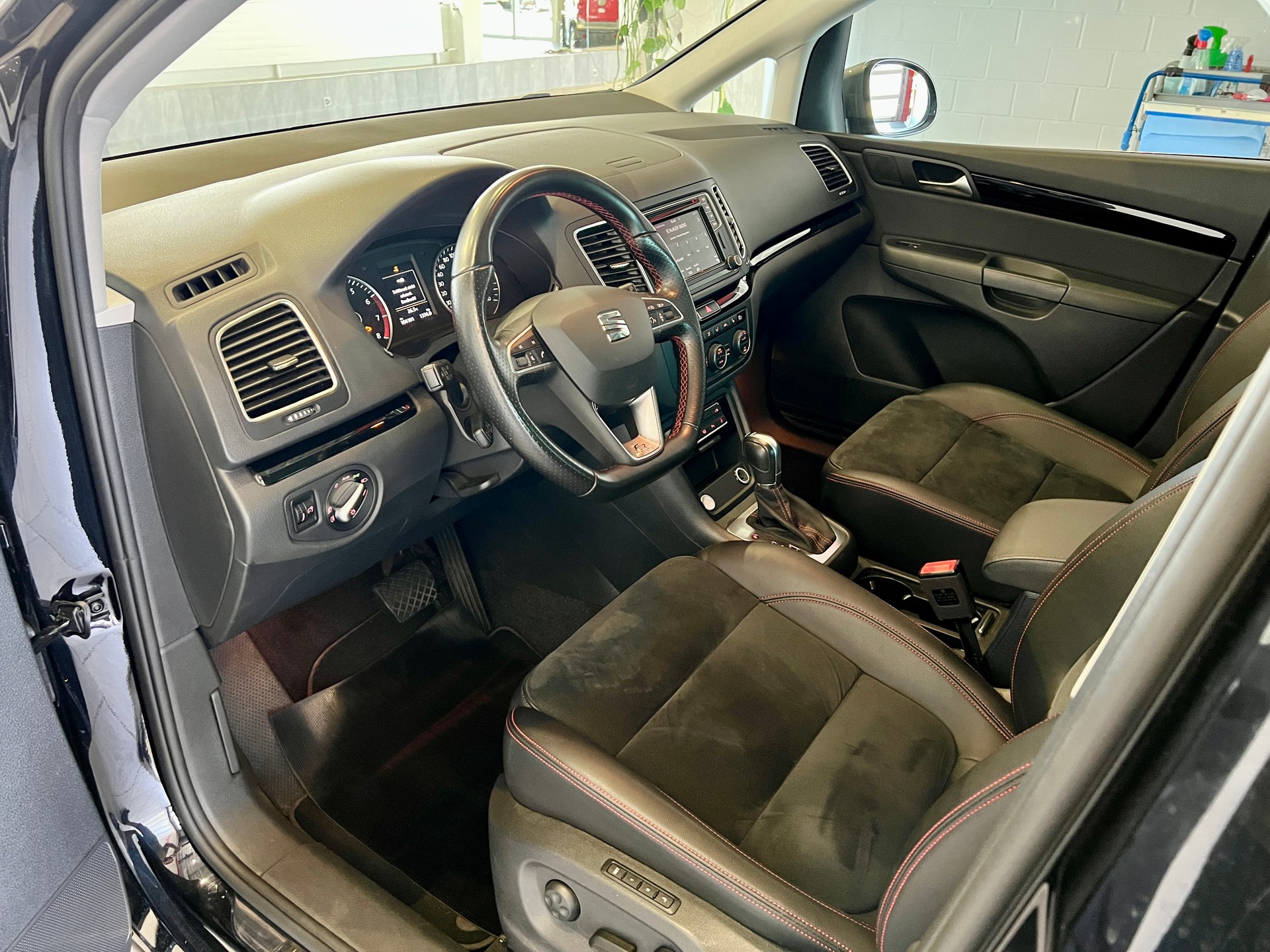 SEAT Alhambra 2.0 TSI FR Line DSG-image-8