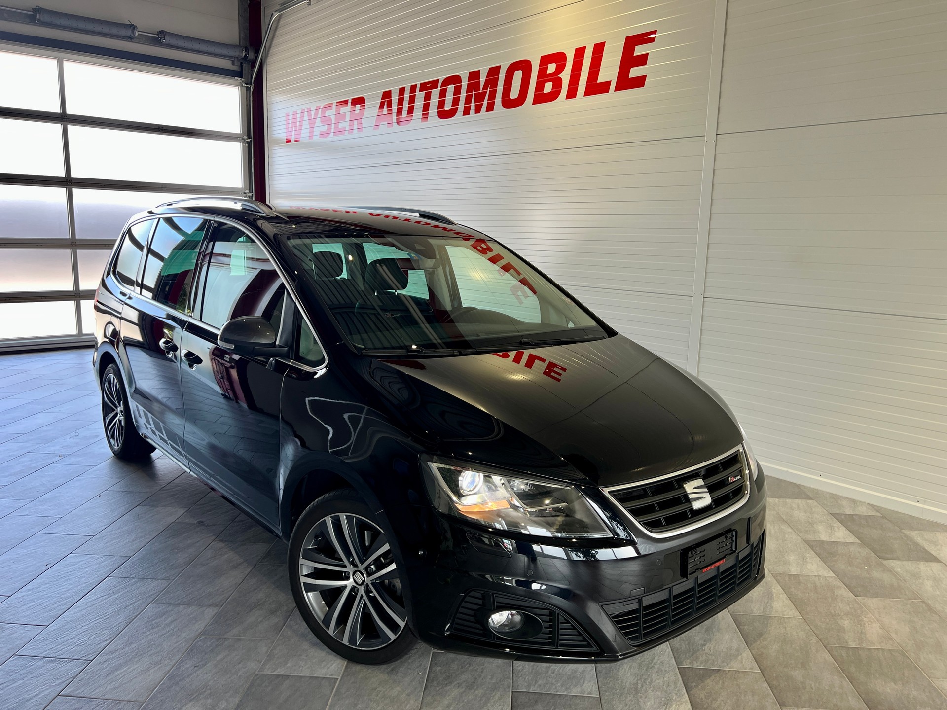 SEAT Alhambra 2.0 TSI FR Line DSG-image-0