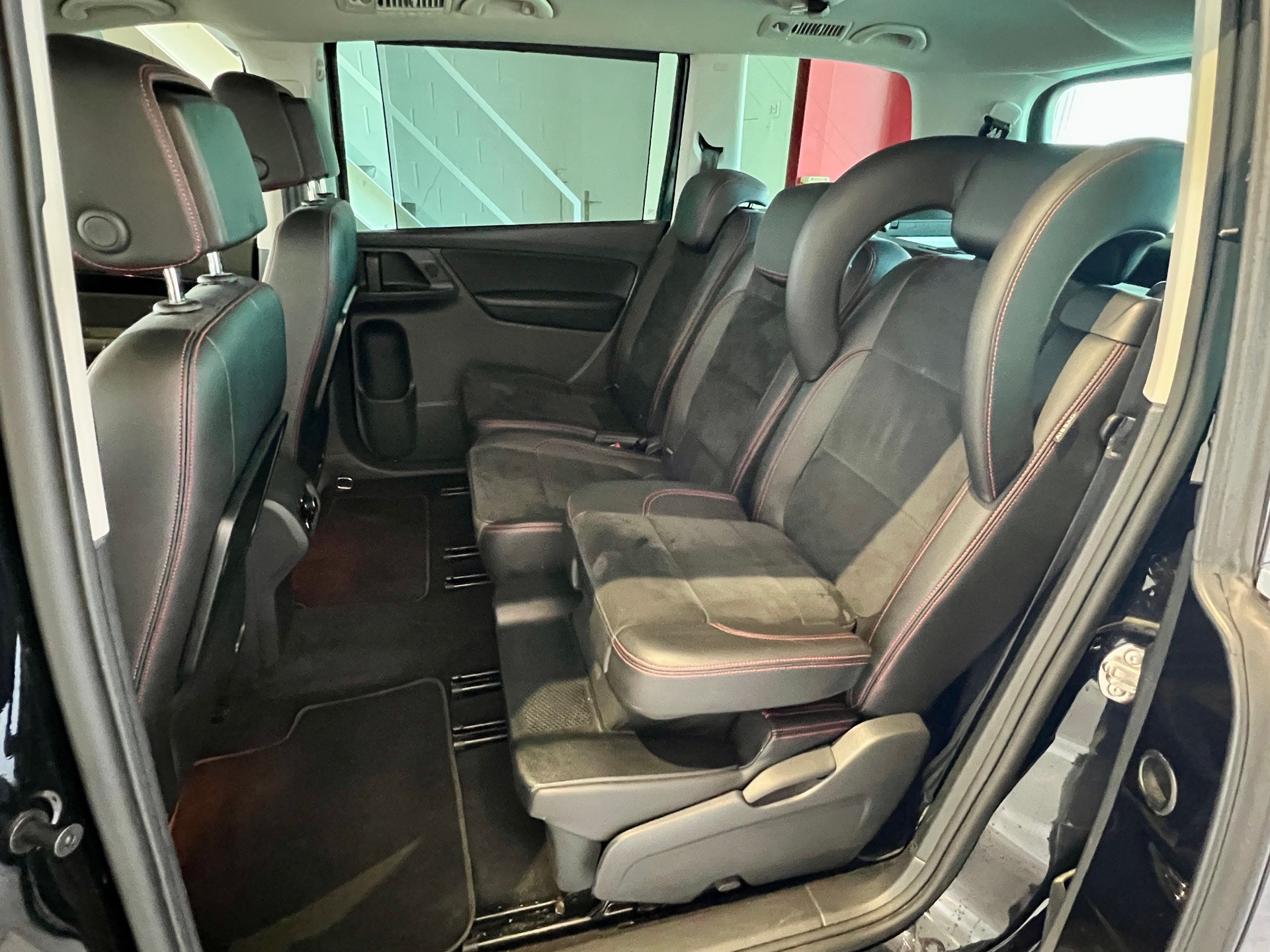 SEAT Alhambra 2.0 TSI FR Line DSG-image-15