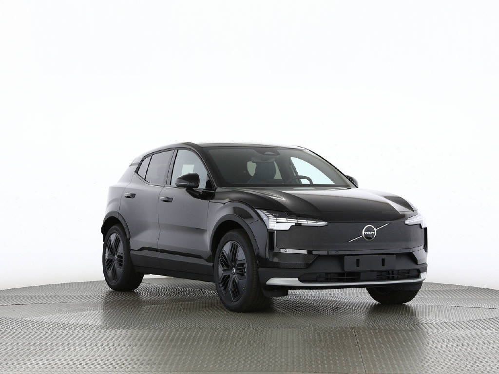 VOLVO EX 30 Cross Country P8 Ultra AWD-image-21