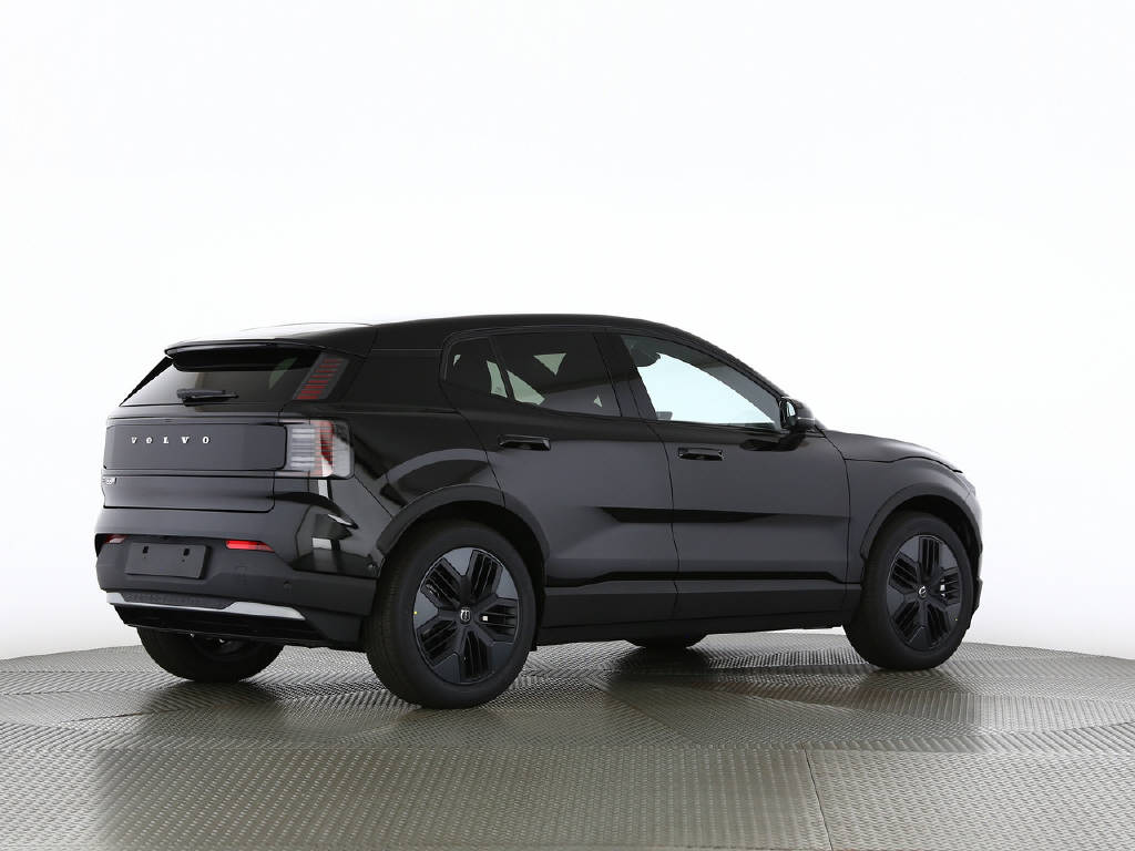 VOLVO EX 30 Cross Country P8 Ultra AWD-image-14