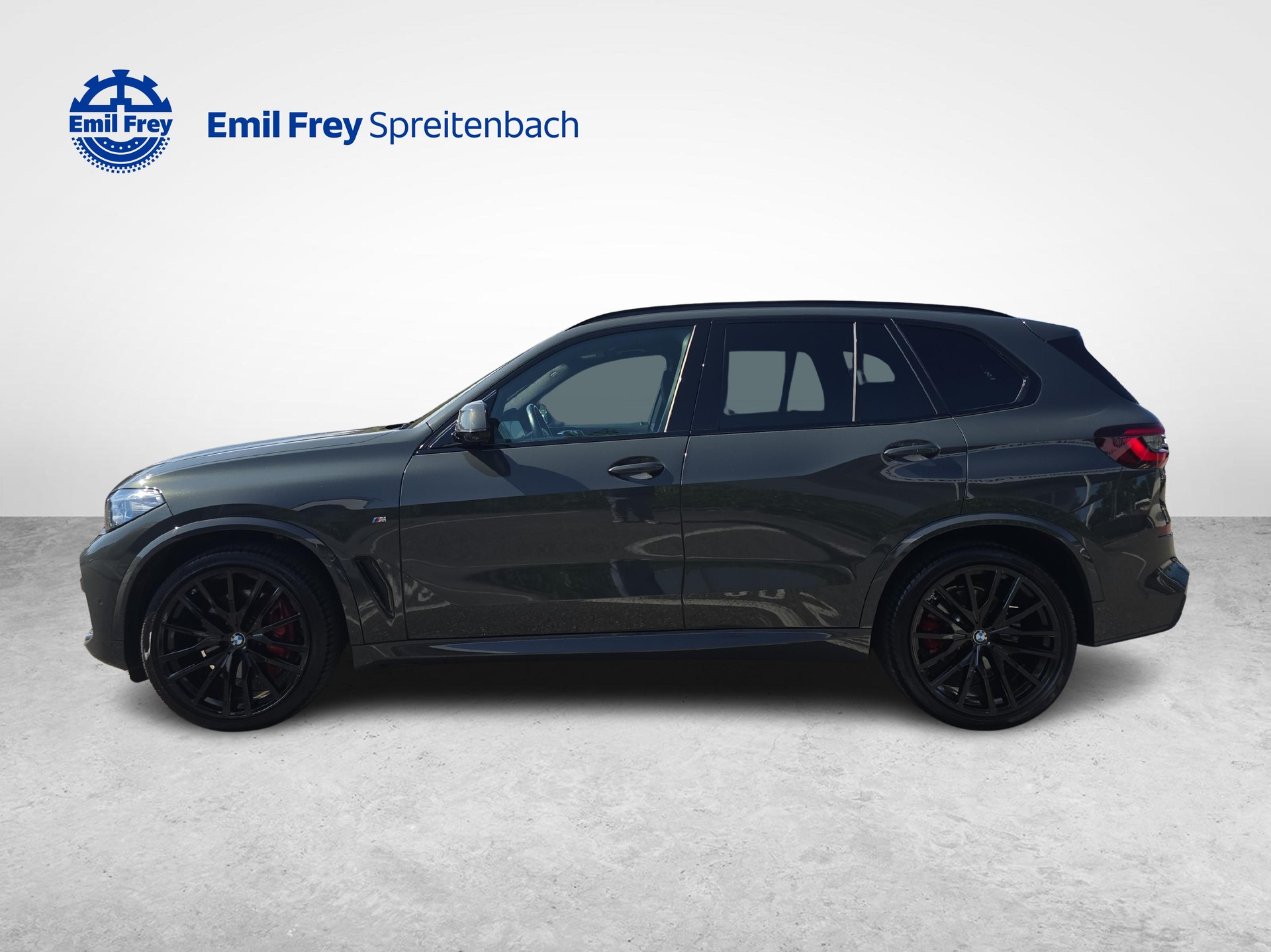 BMW X5 30d xDrive / Jetzt mit attraktivem 1.9% Leasing!-showroom-element-1