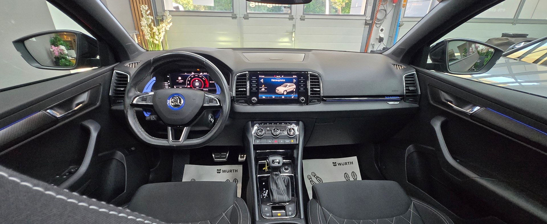 SKODA Karoq 2.0 TSI SportLine 4x4 DSG-image-26