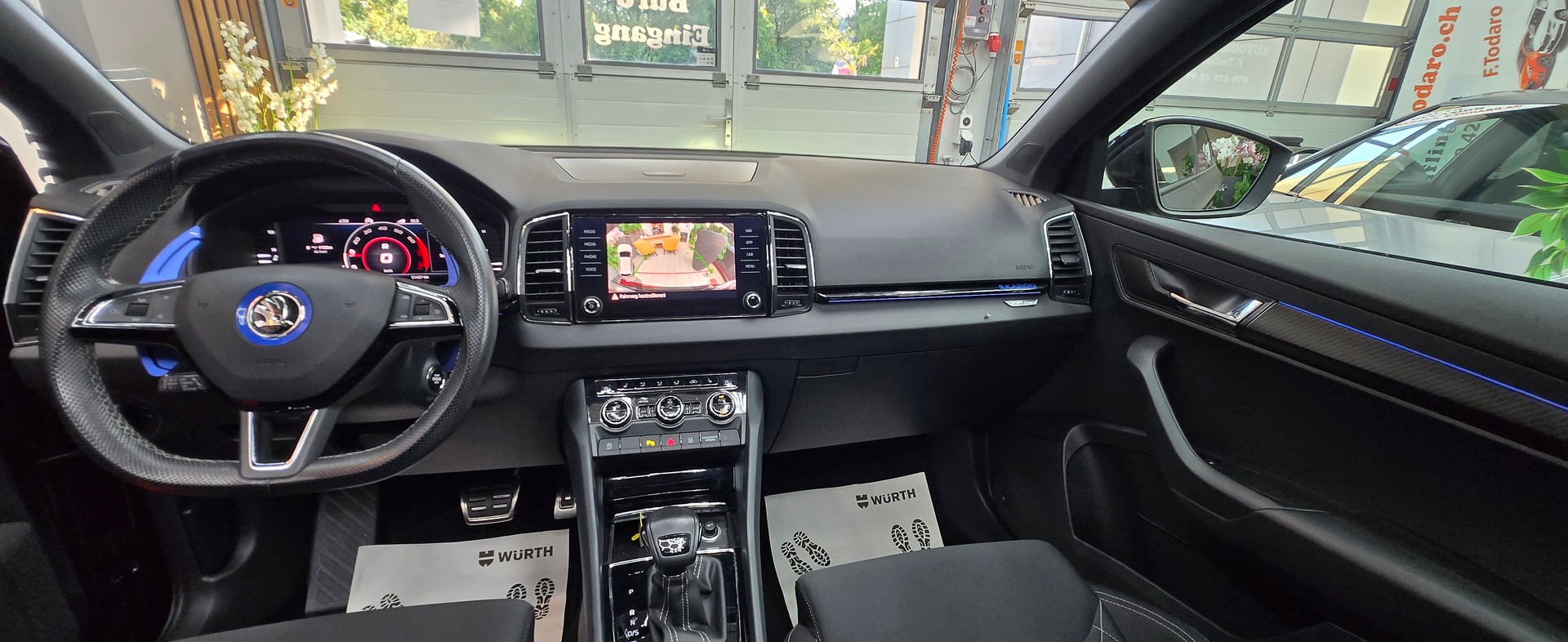 SKODA Karoq 2.0 TSI SportLine 4x4 DSG-image-30