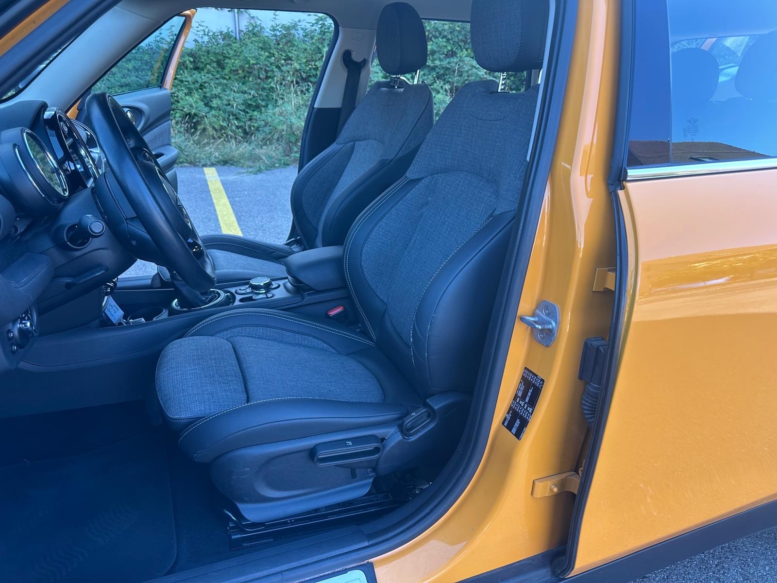 MINI Clubman Cooper D Steptronic-image-8