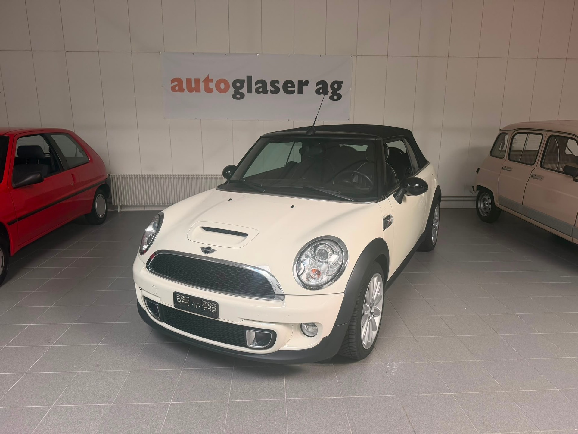 MINI Cooper S Cabriolet-image-4